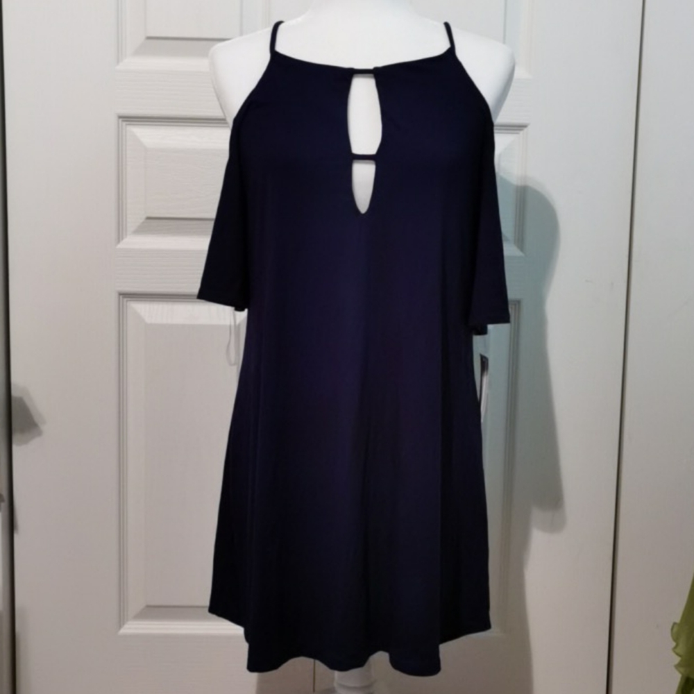 NWT Trina Turk Off-Shoulder Coverup Tunic M